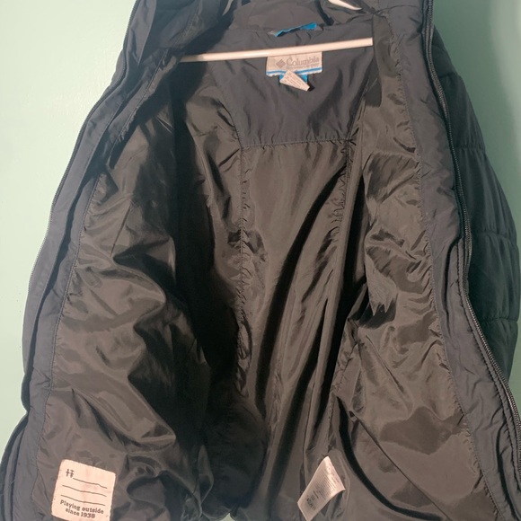 Boys Columbia size 10-12 medium hooded black zip up puffer coat VGUC - Picture 15 of 15